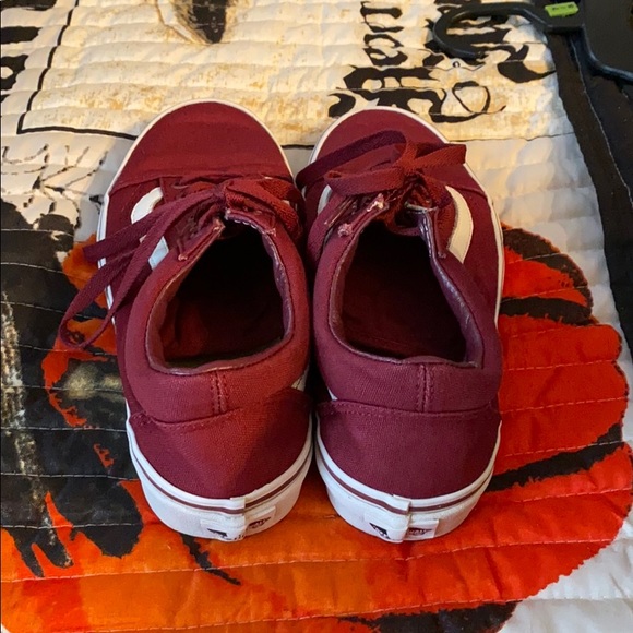 Vans - Picture 3 of 3